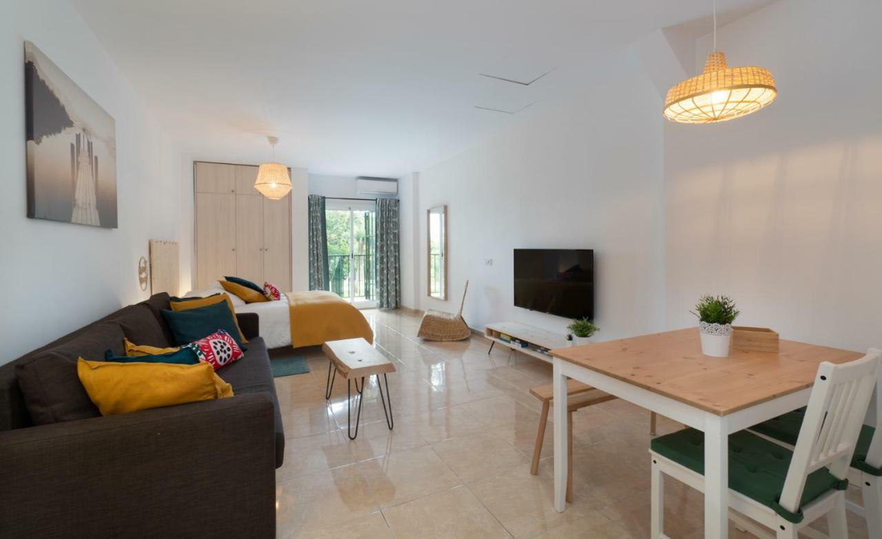 Minerva Suites By Kaarina Benalmádena Εξωτερικό φωτογραφία