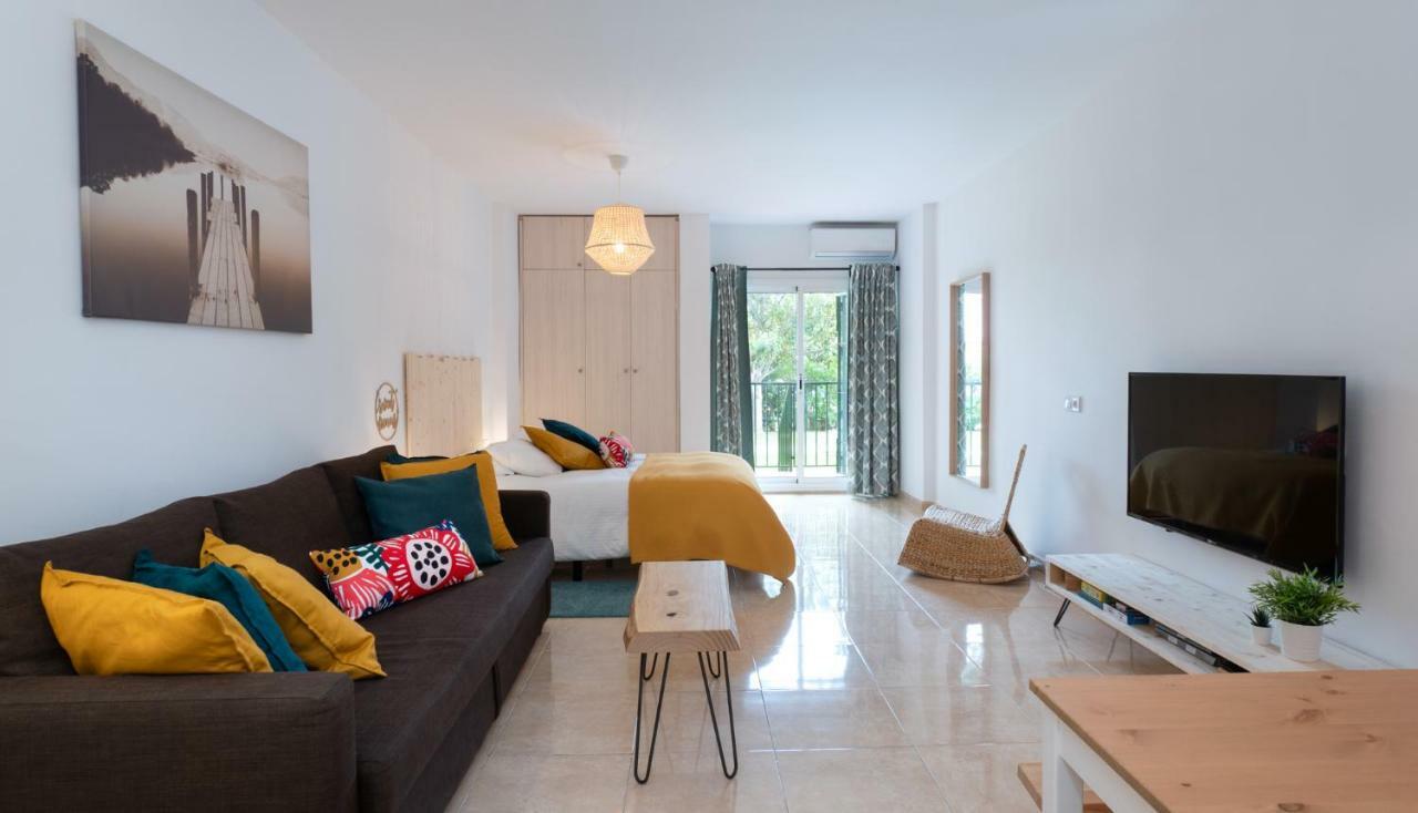 Minerva Suites By Kaarina Benalmádena Εξωτερικό φωτογραφία
