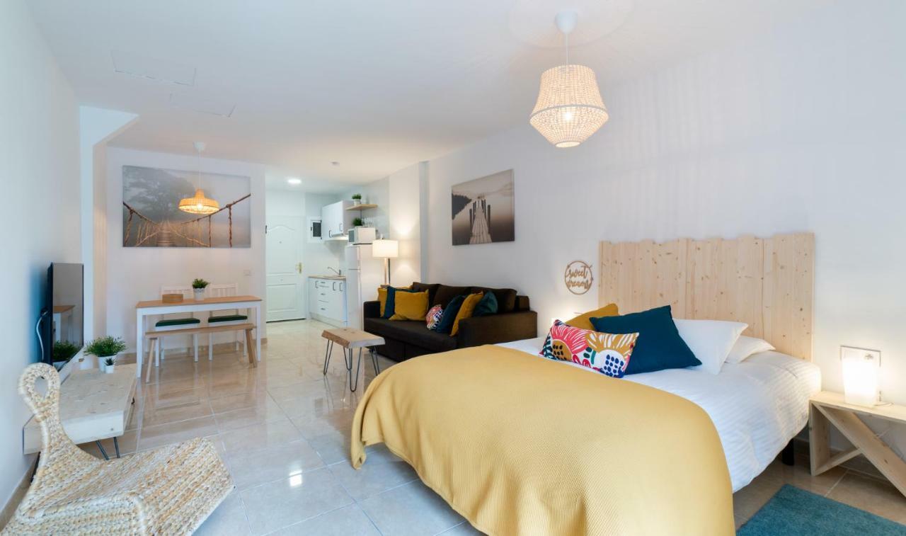 Minerva Suites By Kaarina Benalmádena Εξωτερικό φωτογραφία