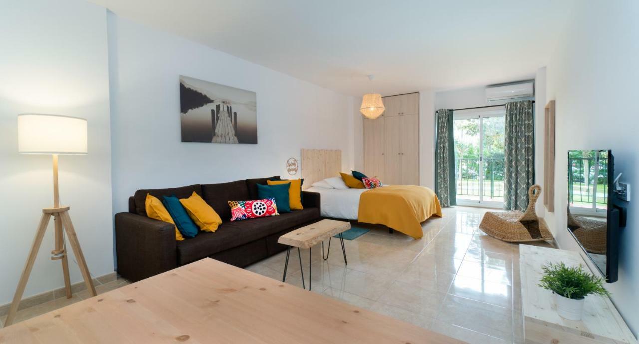 Minerva Suites By Kaarina Benalmádena Εξωτερικό φωτογραφία